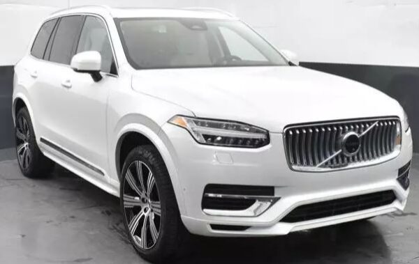 2024 Volvo XC90 Recharge Plug-In Hybrid T8 Plus Bright Theme 7 Passenger